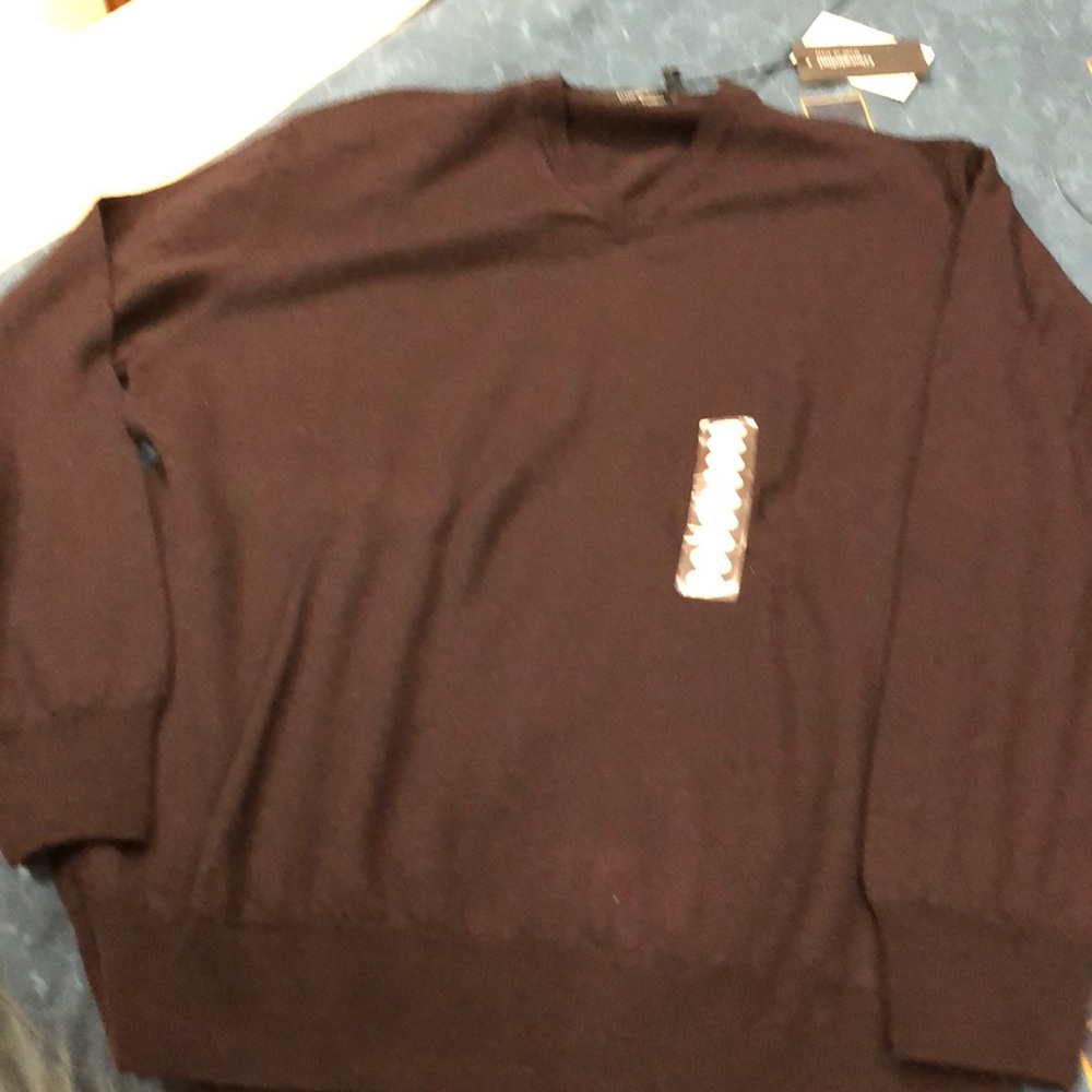 Men’s V-Neck Brown Sweater
